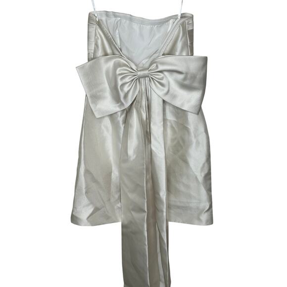 Alfred Sung NWOT White Strapless Satin Column Mini Dress Oversized Bow Formal 6 - Picture 4 of 9